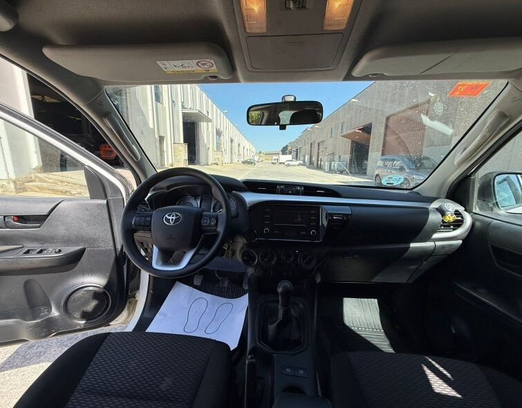 TOYOTA  HILUX DOUBLE CAB 2.4 GD6 4x4